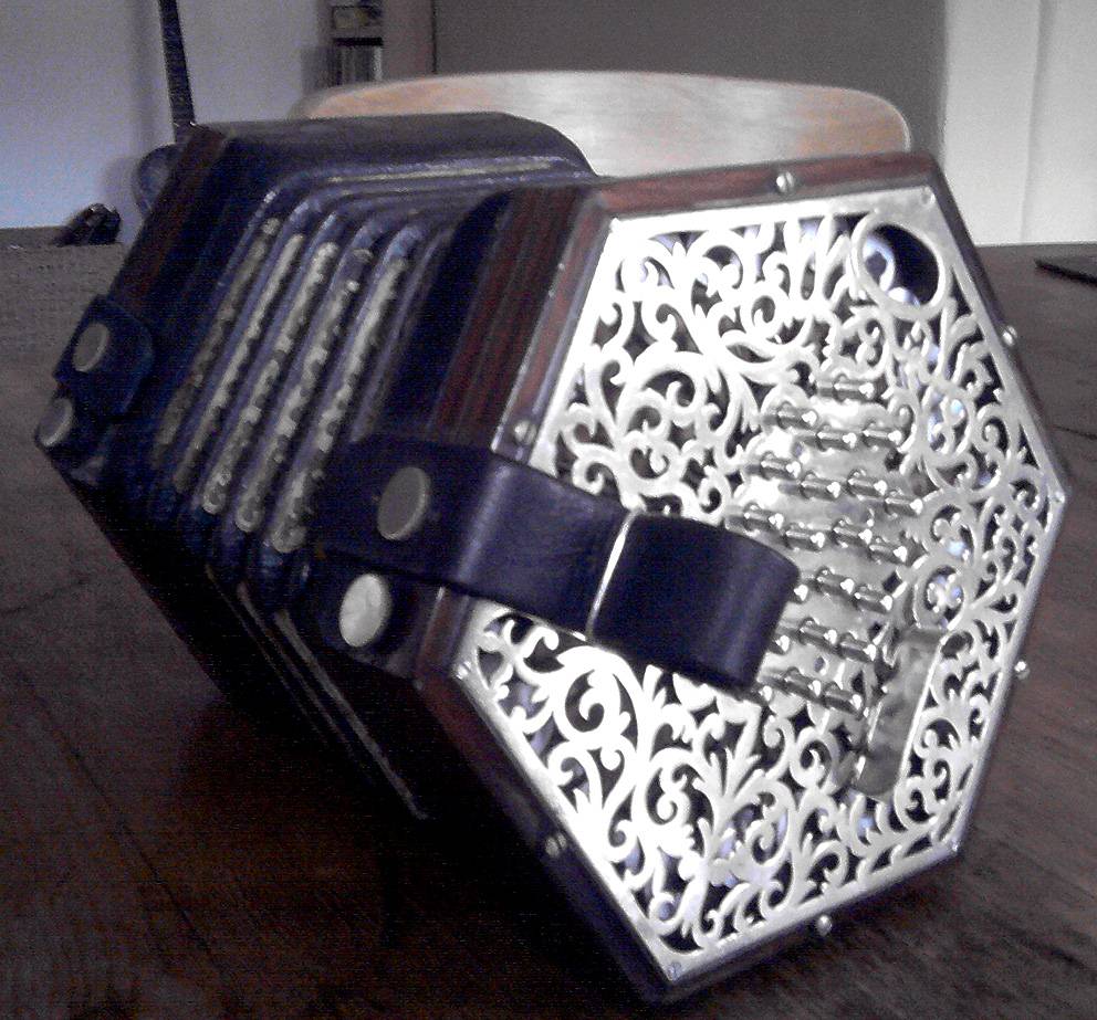 ConcertinasUK. Concertinas and other instruments for sale.